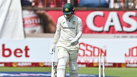 an-hour-of-struggle-after-a-decade-in-exile-nic-maddinsons-33-ball-duck-lays-bare-australias-batting-woes.Click to read full article.