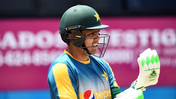 please-release-me-kamran-akmal-pulls-out-of-psl-after-sympathy-draft-pick-by-peshawar-zalmi.Click to read full article.