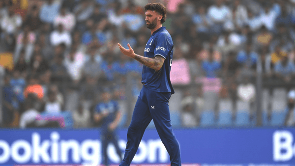 explained-why-reece-topley-allowed-bowl-strapping-fingers-south-africa-cwc-2023-eng-vs-sa.Click to read full article.