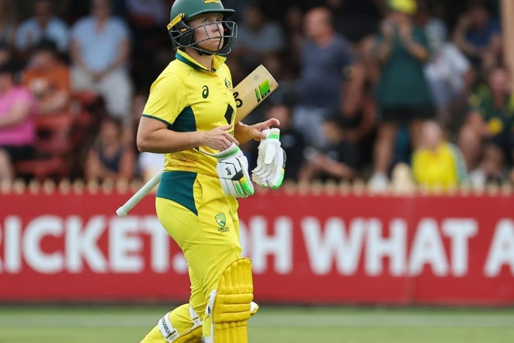 Alyssa Healy ruled out of first Ashes T20I, in doubt for remaining games
