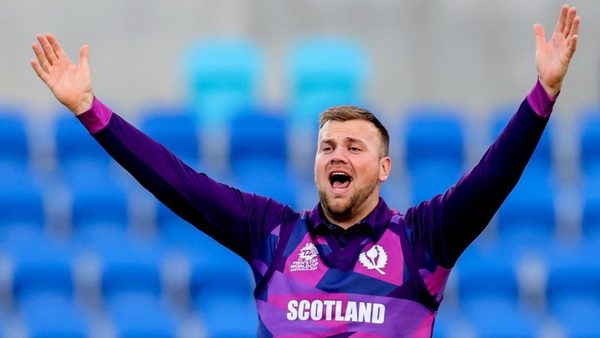 mark-watt-the-clubbies-worldie-out-bowls-and-out-thinks-west-indies.Click to read full article.