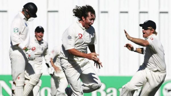 sidebottom-bags-three-in-three-in-hamilton.Click to read full article.