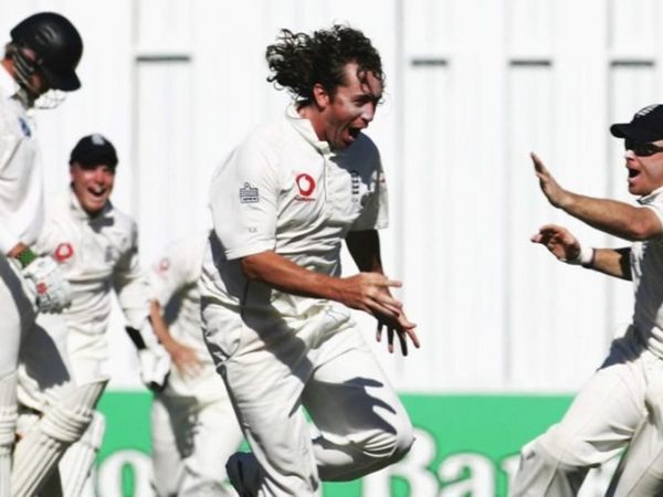 sidebottom-bags-three-in-three-in-hamilton.Click to read full article.