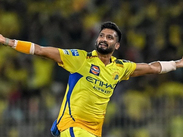 essex-sign-india-quick-for-county-championship-and-one-day-cup.Click to read full article.