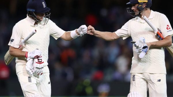 anderson-and-root-hand-england-hope-in-adelaide-ashes-day-4-report.Click to read full article.