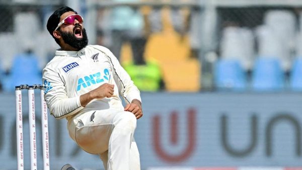 four-wides-then-a-wicket-new-zealand-spinner-ajaz-patel-outfoxes-former-england-opener-with-extreme-leg-side-plan-in-county-championship.Click to read full article.