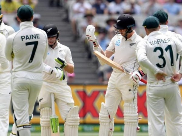 umpiring-call-ponting-lambasts-questionable-decision-aleem-dar.Click to read full article.