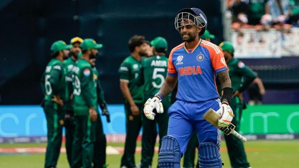 india-lose-30-7-in-dramatic--collapse-against-pakistan.Click to read full article.