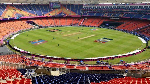 ravi-shastri-mcg-and-ahmedabad-could-host-wtc-finals.Click to read full article.