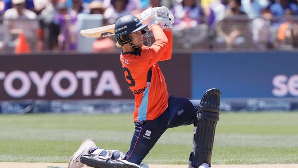 two-fours-11-sixes-australia-jake-fraser-mcgurk-lights-up-mlc.Click to read full article.