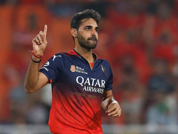 india-announce-t20i-squad-for-new-zealand-tour-veteran-quick-bhuvneshwar-kumar-returns-after-four-years.Click to read full article.