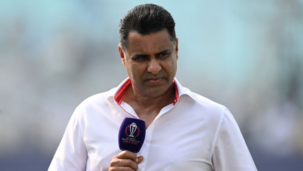 too-friendly-for-batters-waqar-younis-proposes-odi-change-preserve-reverse-swing.Click to read full article.