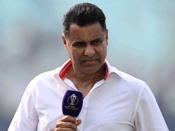 too-friendly-for-batters-waqar-younis-proposes-odi-change-preserve-reverse-swing.Click to read full article.