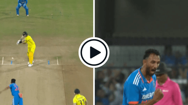 watch-prasidh-krishna-finds-new-ball-swing-takes-two-in-two-in-first-over.Click to read full article.