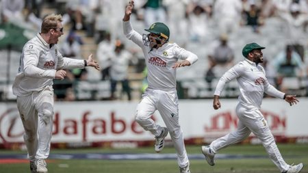icc-mens-test-team-rankings-updated-table-after-south-africas-2-1-series-victory-against-australia.Click to read full article.