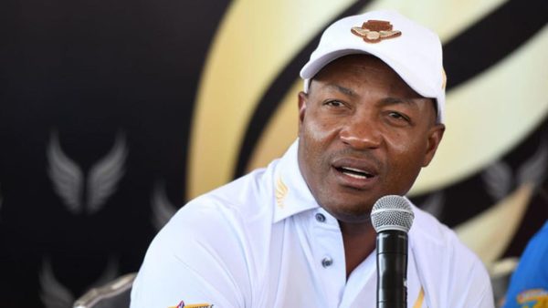 brian-lara-admitted-mumbai-hospital-heart-scare.Click to read full article.