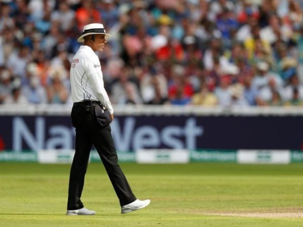 ashes-day-1-umpiring-errors-dar-wilson-scrutiny.Click to read full article.