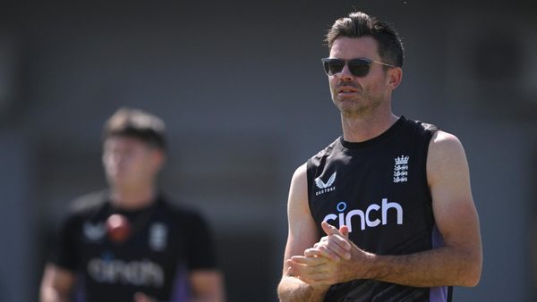 james-anderson-goes-unsold-at-2025-ipl-auction.Click to read full article.