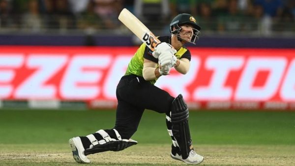 absolutely-pathetic-gambhir-takes-on-warne-ponting-after-sarcastic-tweet-on-warners-double-bounce-six.Click to read full article.