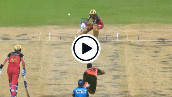 watch-glenn-maxwell-executes-sensational-reverse-scoop-against-t-natrajan-pace-ipl-2021.Click to read full article.
