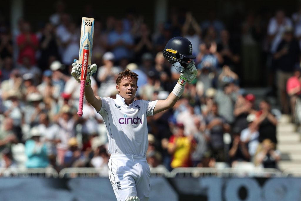 Ollie Pope re-emphasises his worth to stand apart from England's profligacy