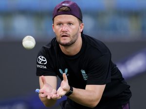 ben-duckett-picks-county-championship-over-ipl-risks-three-year-ban-to-rediscover-england-test-form.Click to read full article.