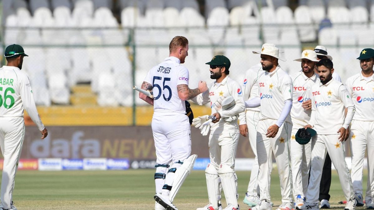 England Test captain Ben Stokes meets the Pakistan team during the 2022 Test series