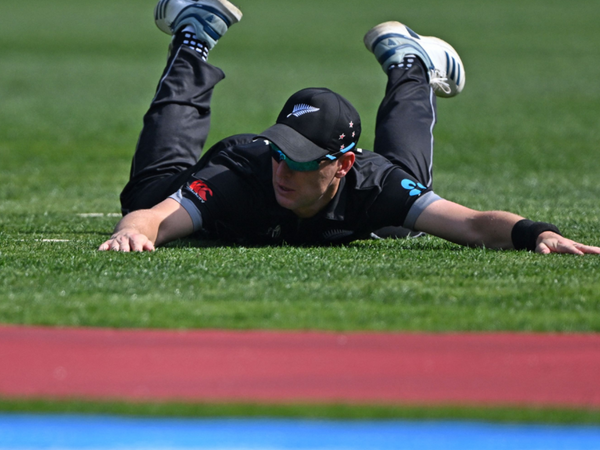 cwc-2023-matt-henry-leaves-field-mid-over-holding-hamstring-in-new-zealand-injury-blow.Click to read full article.