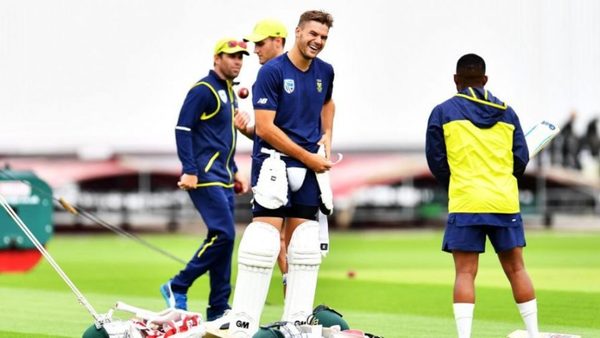 bavuma-markram-prepare-spin-test-india.Click to read full article.