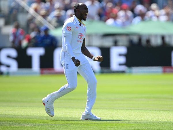 archers-joyous-return-ushers-woakes-towards-test-exit.Click to read full article.