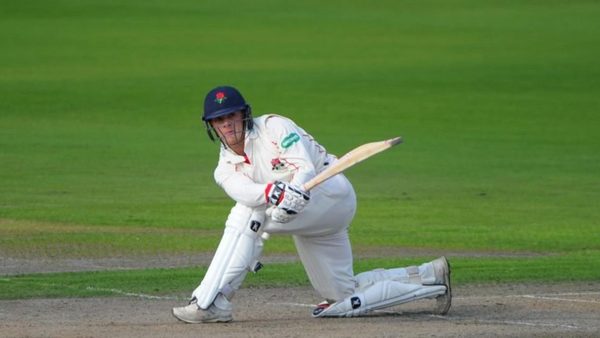 lancashires-josh-bohannon-rob-jones-extend-contracts.Click to read full article.