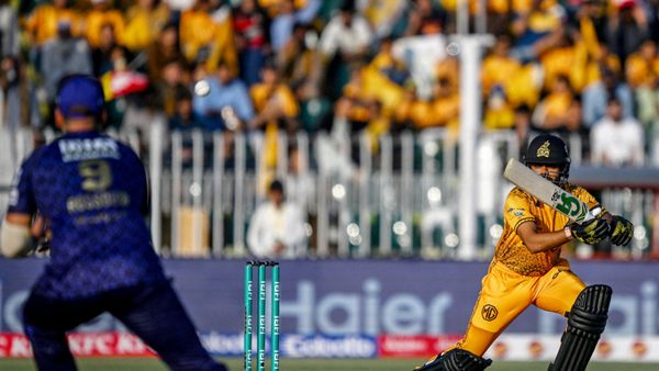 peshawar-zalmi-equal-psl-record-with-five-ducks-in-one-innings.Click to read full article.