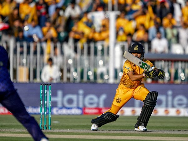 peshawar-zalmi-equal-psl-record-with-five-ducks-in-one-innings.Click to read full article.
