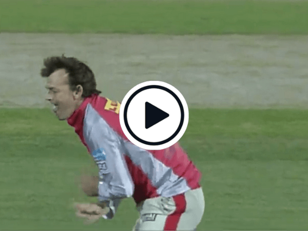 watch-adam-gilchrist-picks-up-a-wicket-on-his-first-and-only-t20-delivery-ipl.Click to read full article.