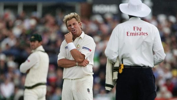 warne-bucknor-2002-drs-shocker.Click to read full article.