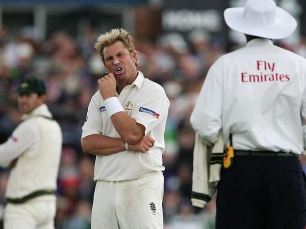 warne-bucknor-2002-drs-shocker.Click to read full article.