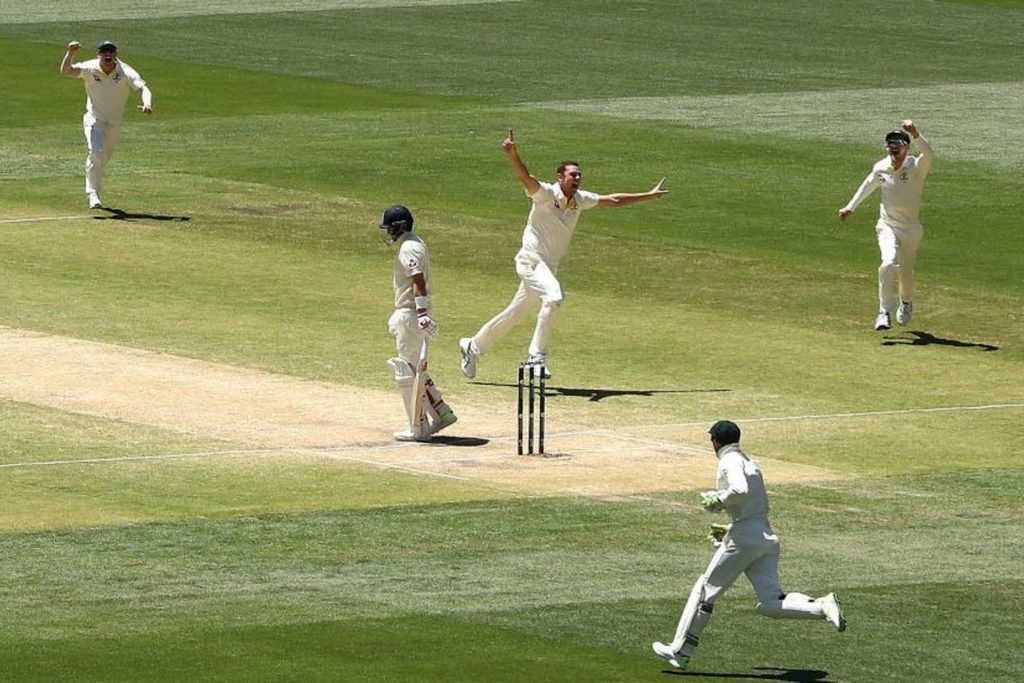 Ruthless Australia seal 2-0 lead