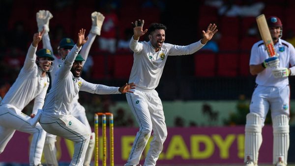 South Africa beat West Indies by 40 runs, extending a 23-year home losing record against SA