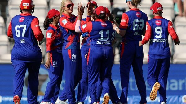 the-hundred-womens-2026-points-table-updated-standings-and-net-run-rate-after-southern-brave-beat-birmingham-phoenix.Click to read full article.