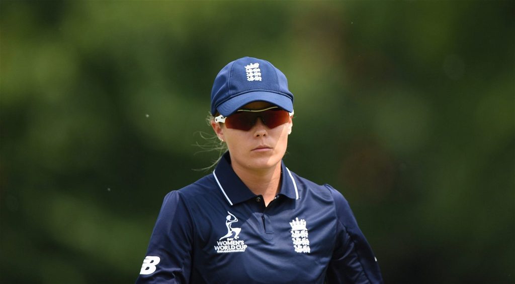 Hartley-Burns Twitter scuffle highlights deep-rooted negative attitudes towards women’s cricket in England