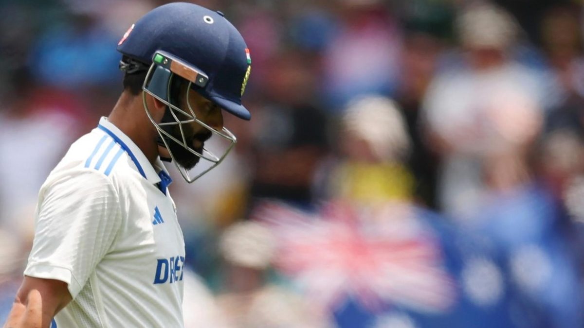 Virat Kohli walks back during the 2024/25 Australia tour