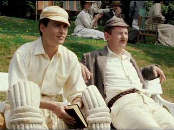 best-and-worst-hollywood-cameos-from-vertical-limit-to-the-beach.Click to read full article.