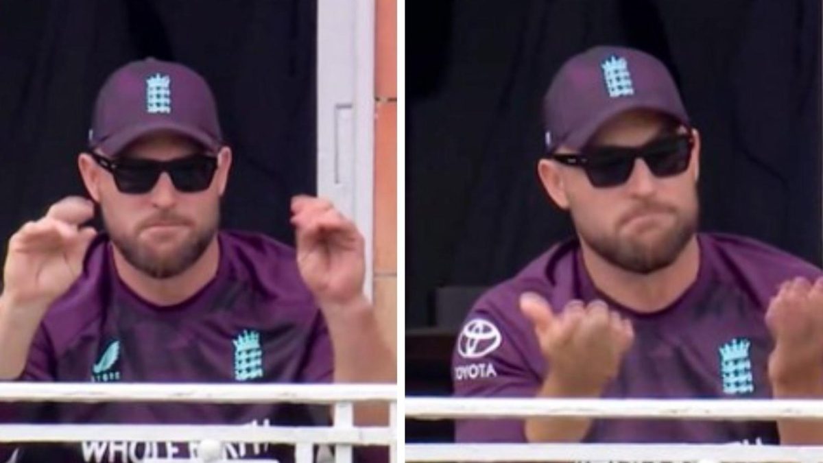 McCullum sledging signal