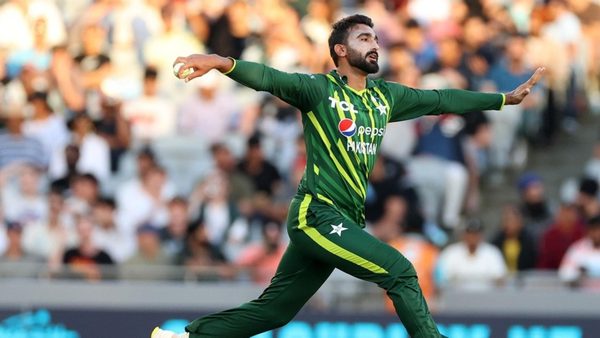 10-wickets-in-two-t20s-out-of-favour-pakistan-leggie-usama-mir-follows-record-6-8-with-four-wicket-haul.Click to read full article.