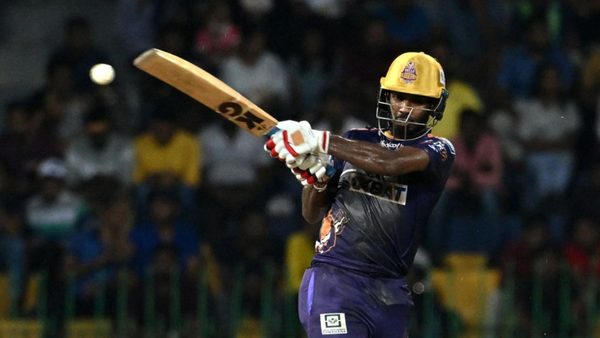three-drops-in-four-balls-comedy-of-errors-helps-sri-lanka-international-sahan-arachchige-hit-match-winning-lpl-knock.Click to read full article.