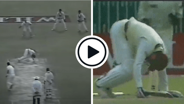 waqar-younis-yorker-brian-lara-pakistan-1997-test-series-win.Click to read full article.