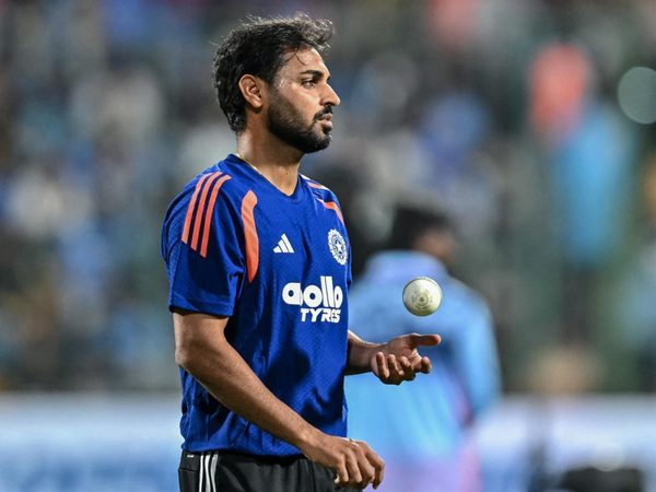 1425-days-later-india-pacer-bhuvneshwar-kumar-makes-t20i-return-after-missing-104-matches-in-a-row.Click to read full article.