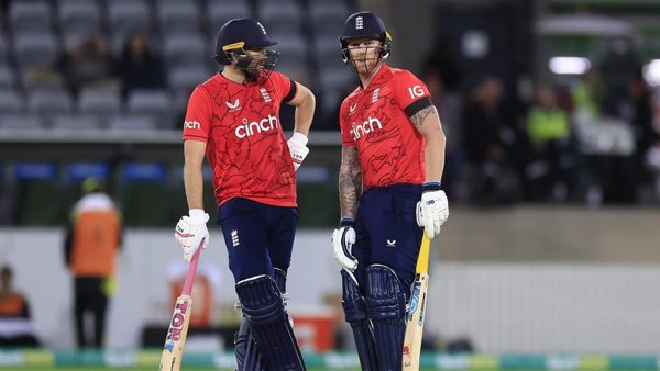 mark-butcher-englands-batting-isnt-working-one-of-dawid-malan-or-ben-stokes-shouldnt-be-playing.Click to read full article.