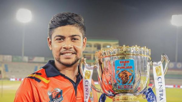 who-is-ashwani-kumar-mis-new-left-arm-seamer-who-struck-with-his-first-ipl-ball.Click to read full article.