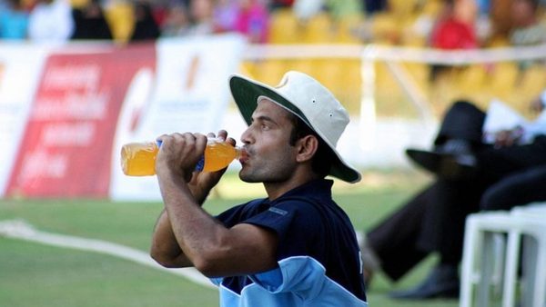 pathan-crowd-taunting-south-india-north-west.Click to read full article.